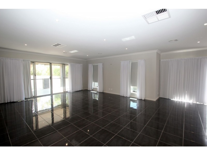 14 Holden Street, Maryborough VIC 3465