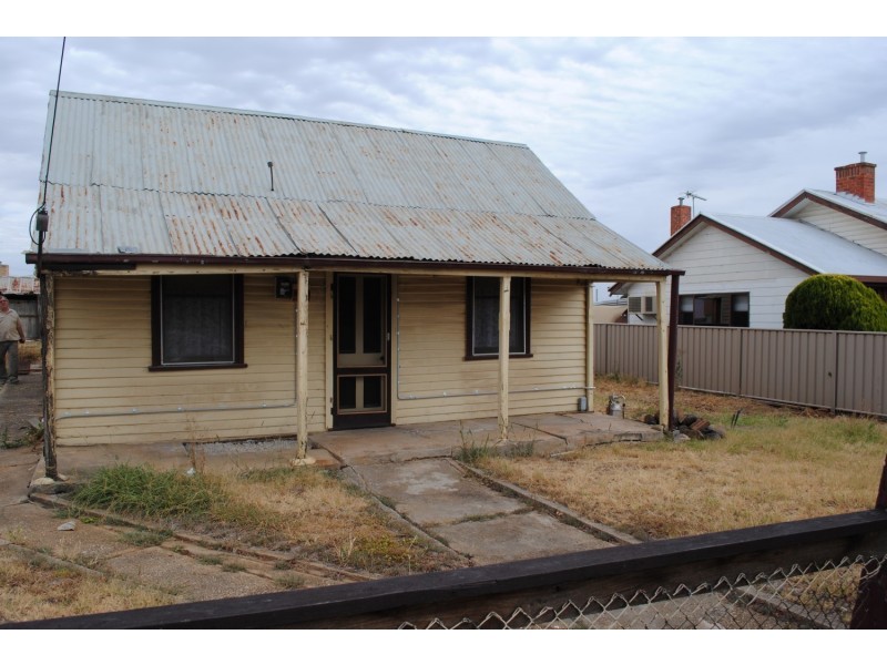 30 Sutton Road, Maryborough VIC 3465