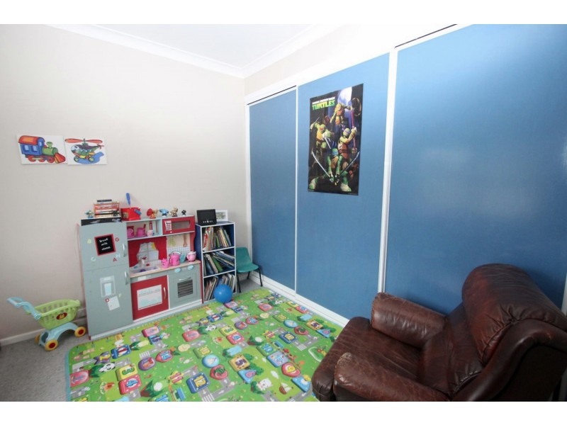 9 Faraday Street, Avoca VIC 3467