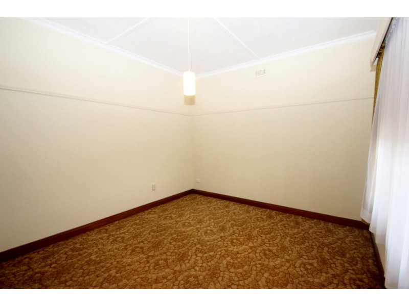 36 Majorca Road, Maryborough VIC 3465