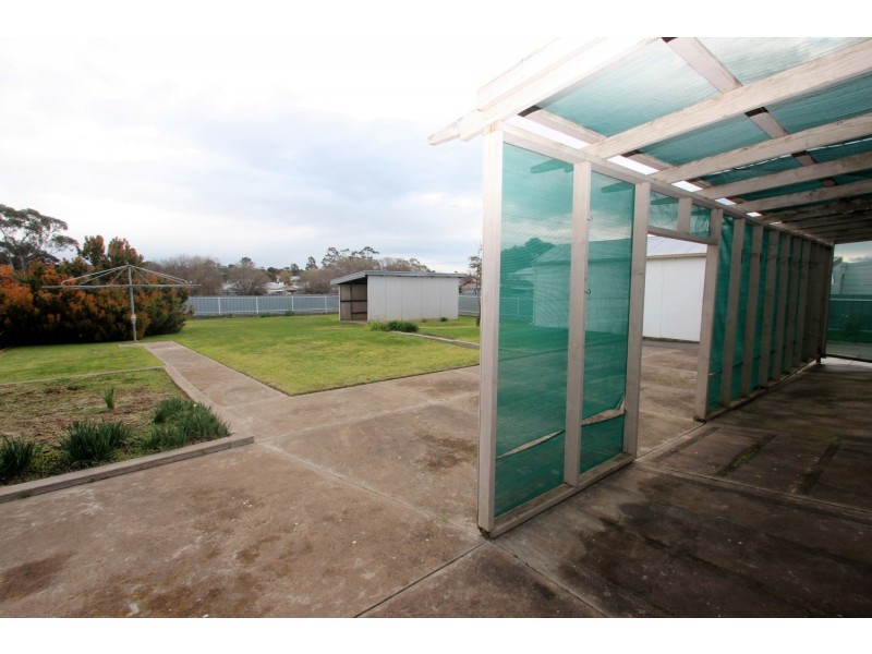 36 Majorca Road, Maryborough VIC 3465