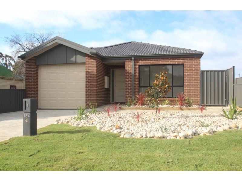 Unit 1/164 Gillies Street, Maryborough VIC 3465