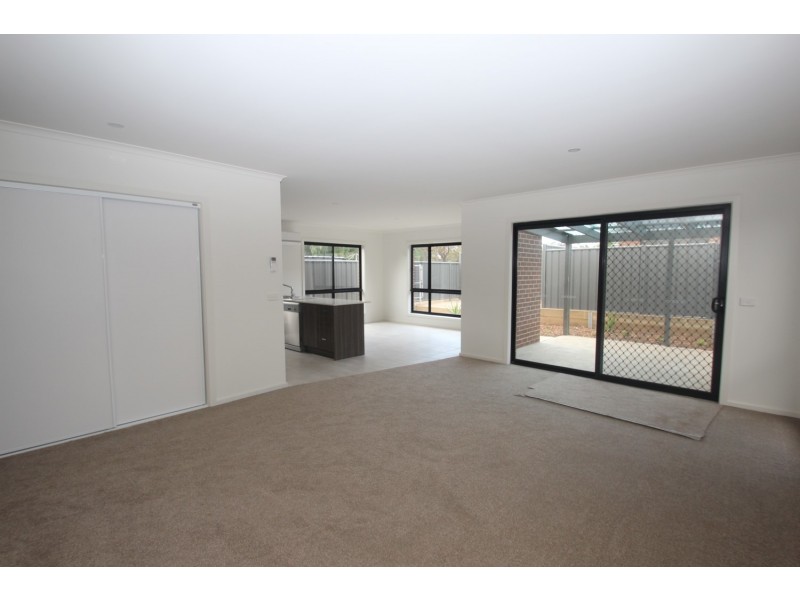Unit 1/164 Gillies Street, Maryborough VIC 3465
