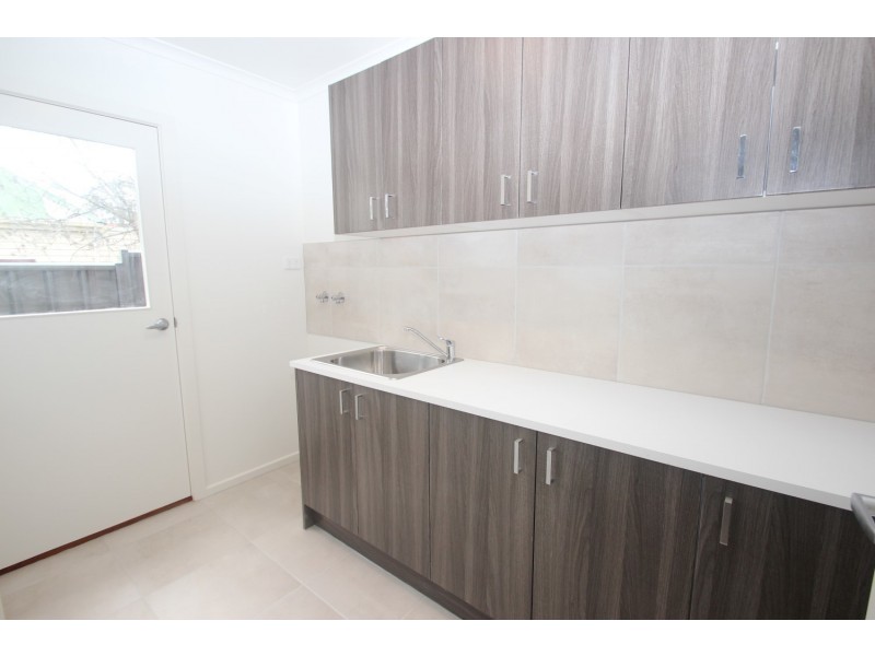 Unit 1/164 Gillies Street, Maryborough VIC 3465