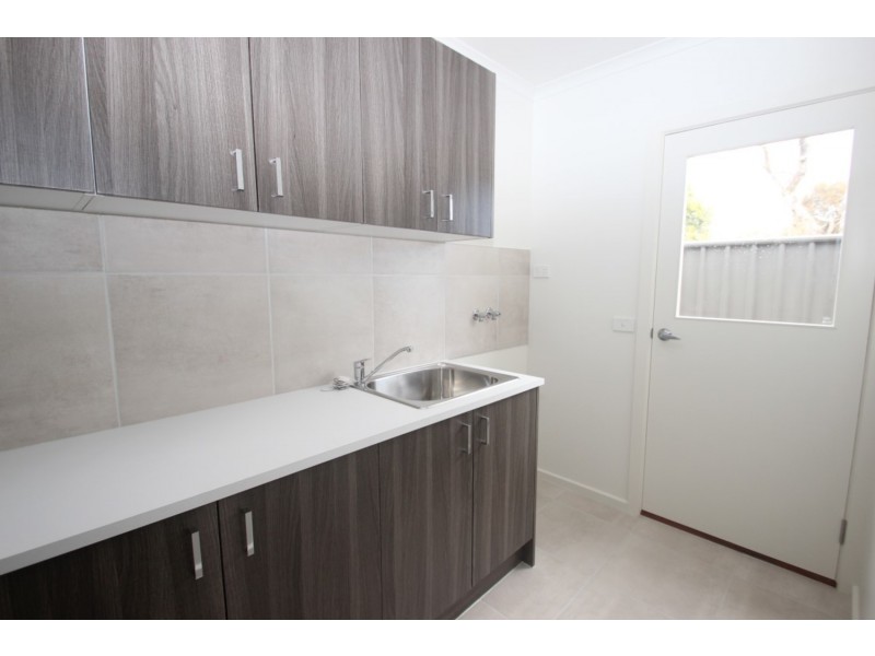 Unit 2/164 Gillies Street, Maryborough VIC 3465