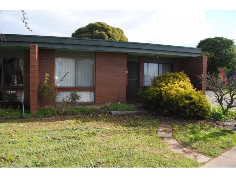 1/127 Inkerman Street, Maryborough VIC 3465
