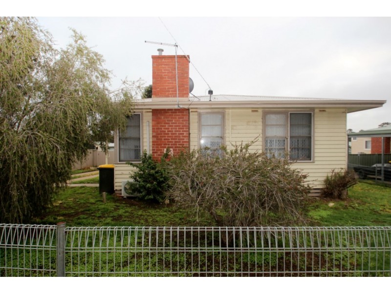 19 Spring Street, Maryborough VIC 3465