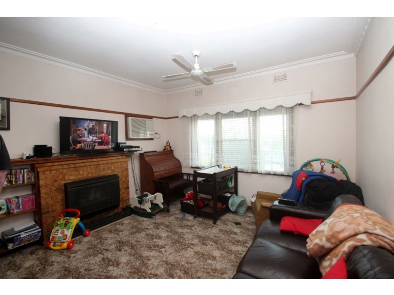 9 Pekin Road, Maryborough VIC 3465