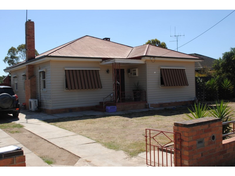 59 Park Rd, Maryborough VIC 3465