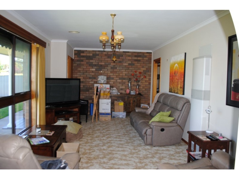 36 Holyrood Street, Maryborough VIC 3465