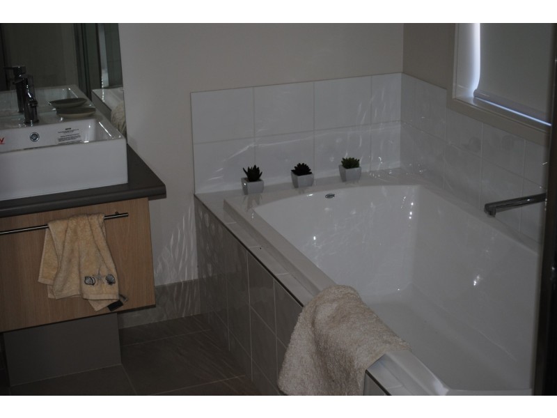 27 Hosken Street, Maryborough VIC 3465