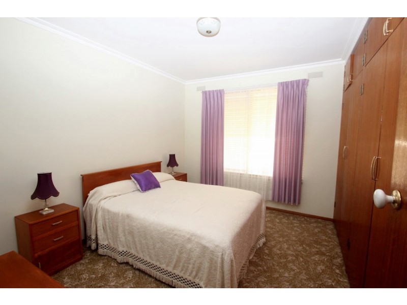 17  Barr Street, Maryborough VIC 3465