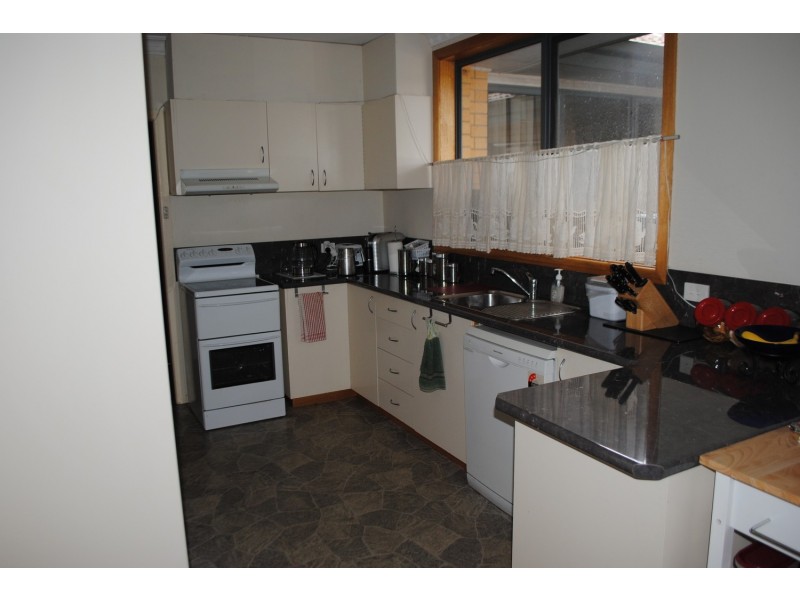 117 Brassey Street, Maryborough VIC 3465