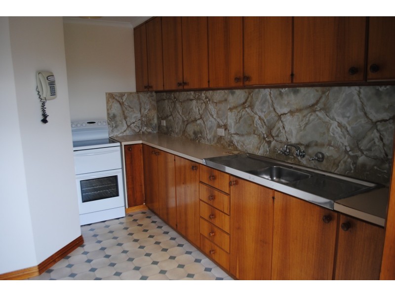 1/18 Hope Street, Maryborough VIC 3465