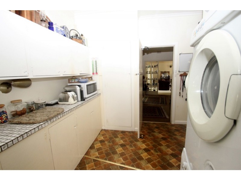 42 Barkly Street, Maryborough VIC 3465