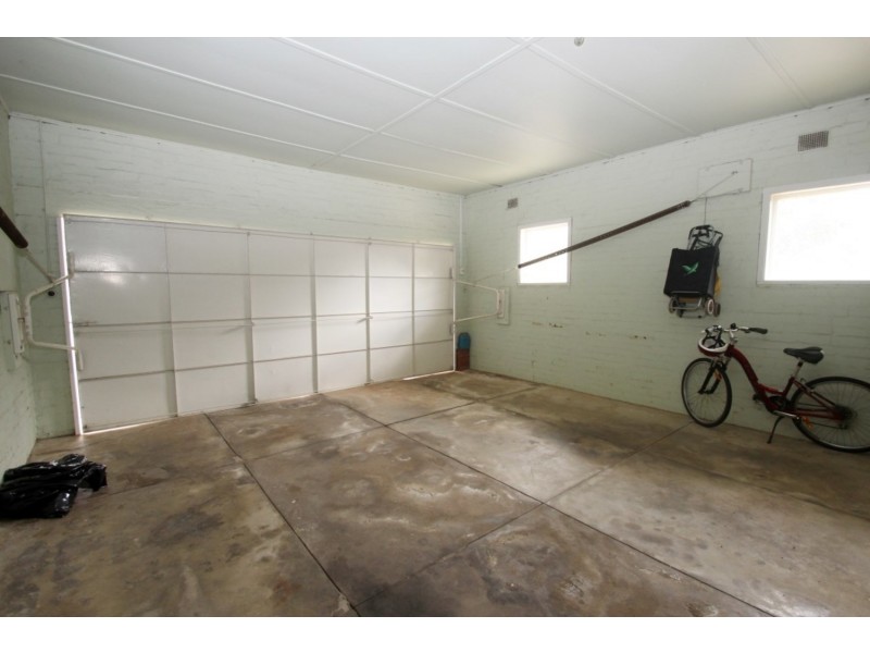 42 Barkly Street, Maryborough VIC 3465