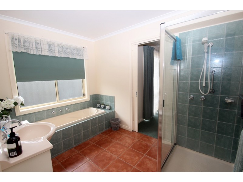 1/10 Virtue Street, Maryborough VIC 3465