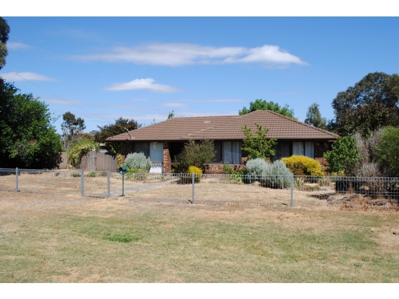 9 Chapman Road, Talbot VIC 3371