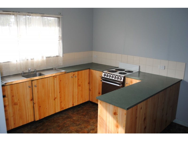 10/11-15 Mimosa Court, Maryborough VIC 3465