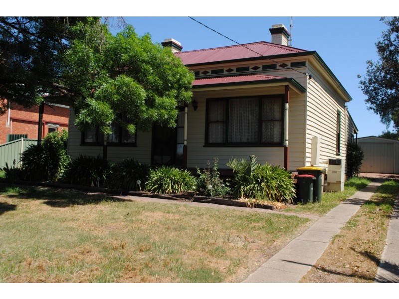 95 Clarendon Street, Maryborough VIC 3465