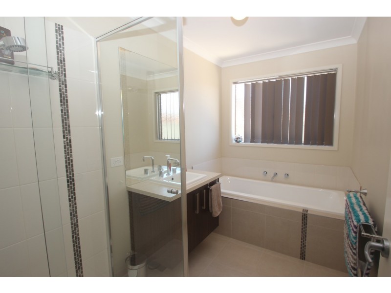 19 Whirrakee Drive, Maryborough VIC 3465