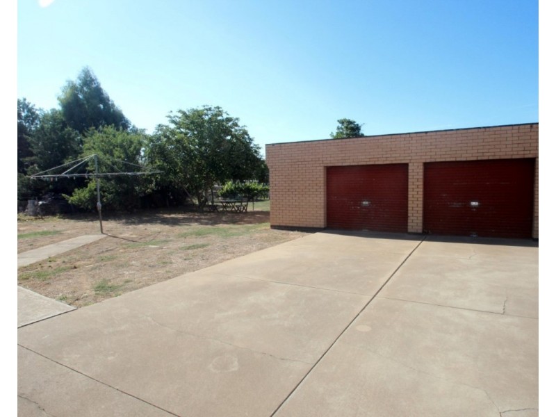 40 Powlett Street, Carisbrook VIC 3464