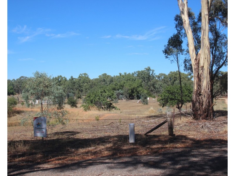 46 Middle Road, Dunolly VIC 3472