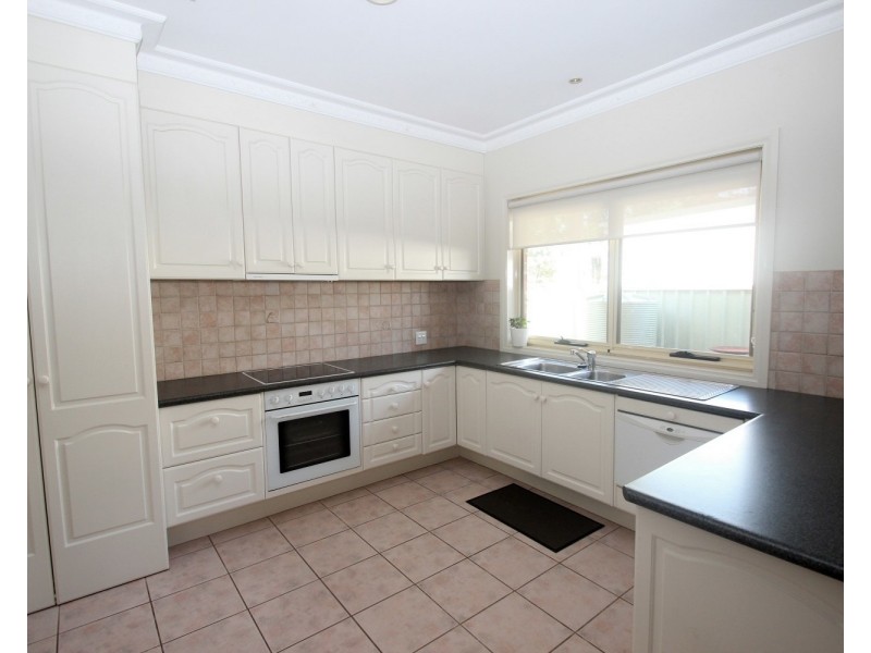 2/52 Alma Street, Maryborough VIC 3465