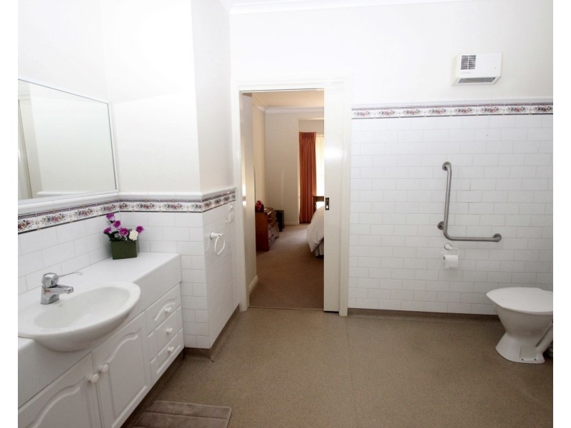 2/52 Alma Street, Maryborough VIC 3465