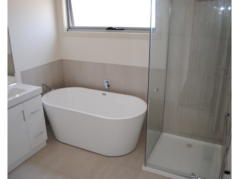 3/116 Gillies Street, Maryborough VIC 3465