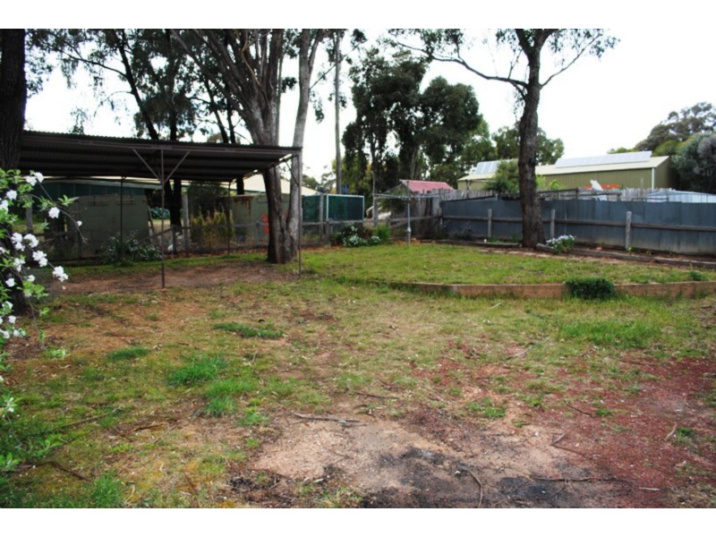 2/9 Holden Street, Maryborough VIC 3465