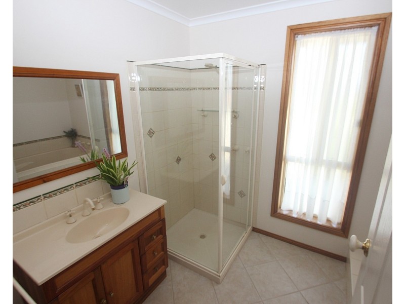 6 Collins Court, Maryborough VIC 3465