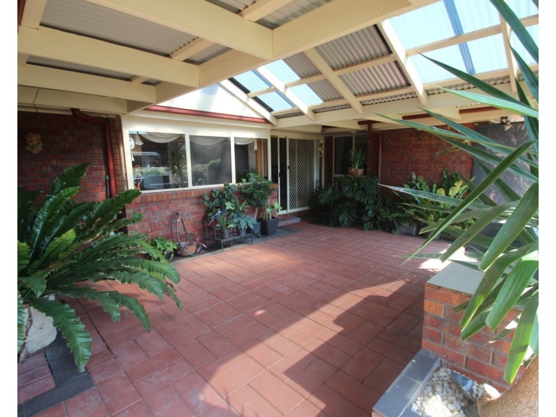 6 Collins Court, Maryborough VIC 3465