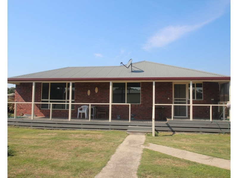 6 Collins Court, Maryborough VIC 3465