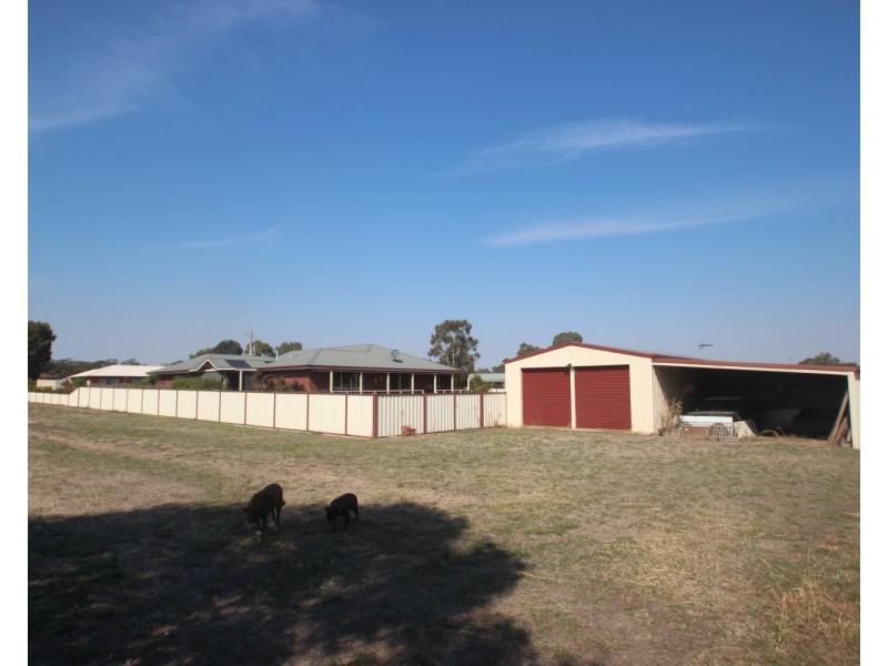 6 Collins Court, Maryborough VIC 3465