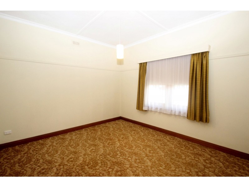 36 Majorca Road, Maryborough VIC 3465