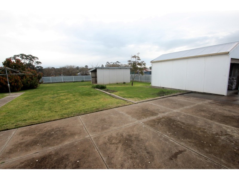36 Majorca Road, Maryborough VIC 3465
