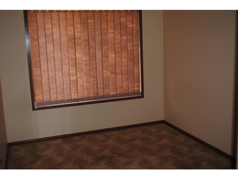 1/16 Templeton Street, Avoca VIC 3467