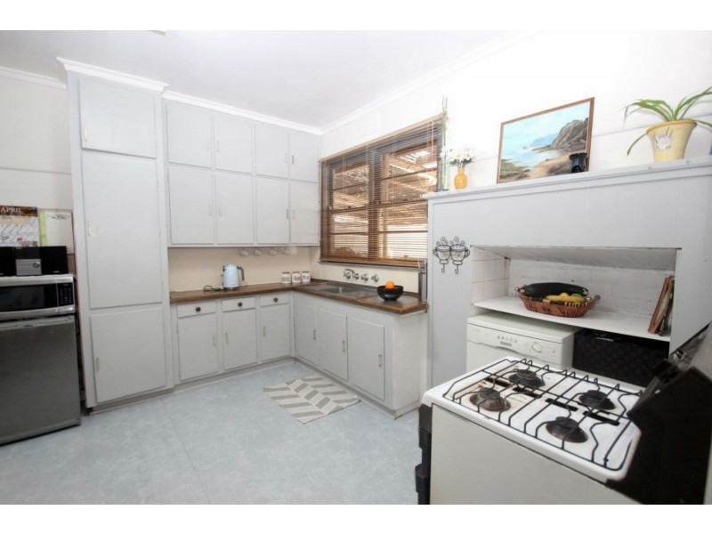 86 Golden Wattle Drive, Maryborough VIC 3465