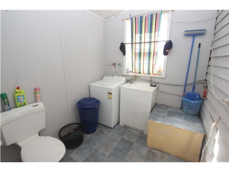 16 Majorca Road, Maryborough VIC 3465