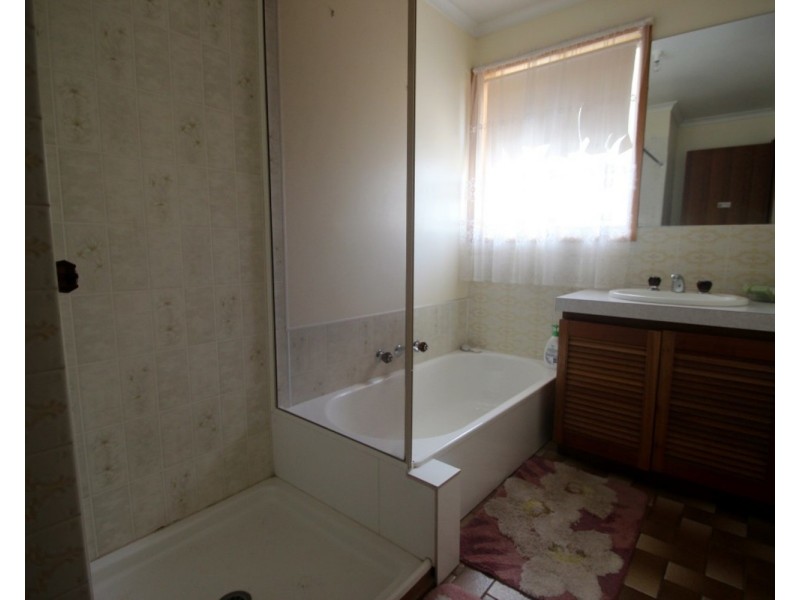 4165 Pyrenees Highway, Flagstaff VIC 3465