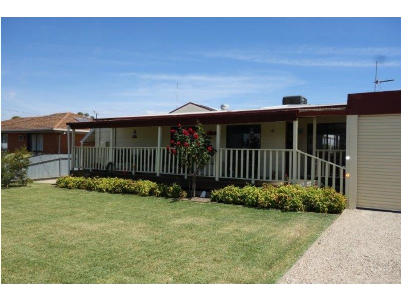 81 Simson Street, Carisbrook VIC 3464