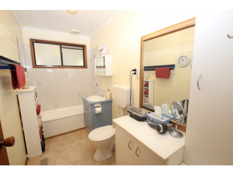 81 Simson Street, Carisbrook VIC 3464