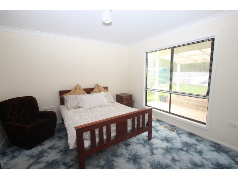 81 Simson Street, Carisbrook VIC 3464