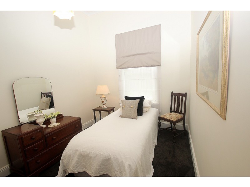 15 Barkly Street, Maryborough VIC 3465