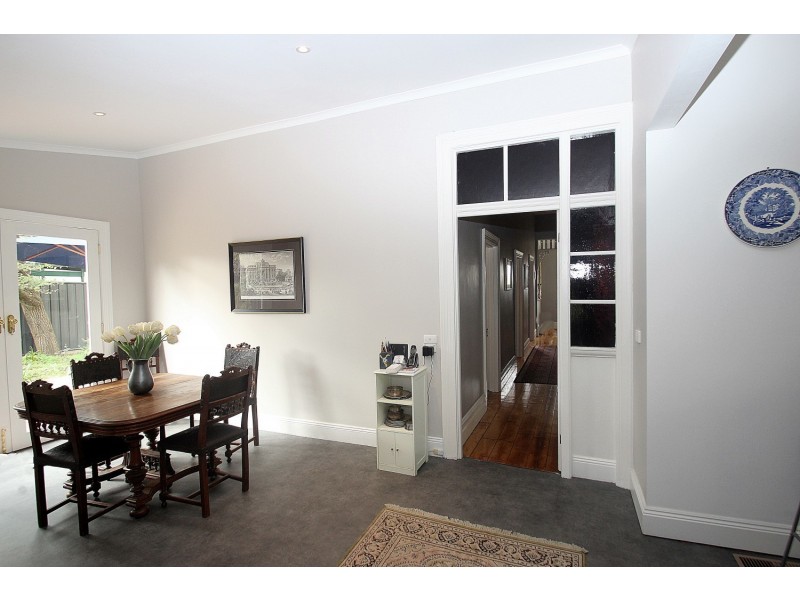 15 Barkly Street, Maryborough VIC 3465