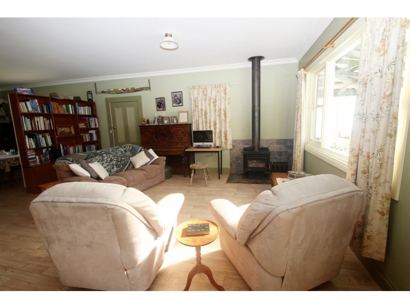 30 Pilchers Road, Red Lion VIC 3371