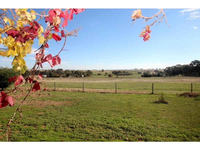 30 Pilchers Road, Red Lion VIC 3371