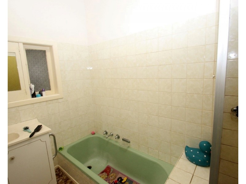 9 Pekin Road, Maryborough VIC 3465