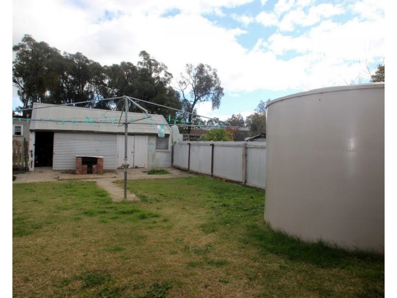 9 Pekin Road, Maryborough VIC 3465